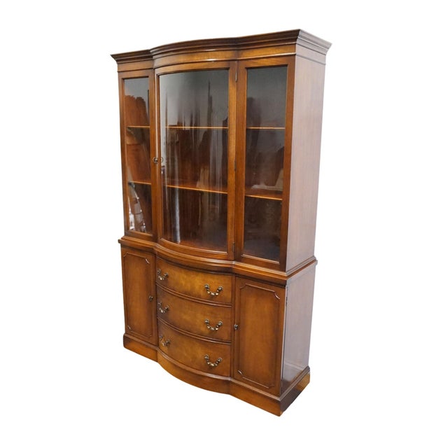 Traditional Landstrom Furniture Solid Mahogany Traditional Duncan Phyfe Style 44" Bow Front China Cabinet For Sale - Image 3 of 13