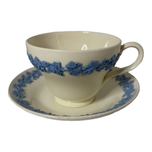Wedgewood Embossed Queens Ware Tea Cup and Saucer Set of Six
