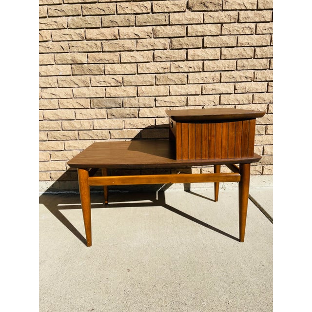Mid-Century Modern Mid 20th Century Vintage Mid Century Modern Lane Reflection Side Table For Sale - Image 3 of 12