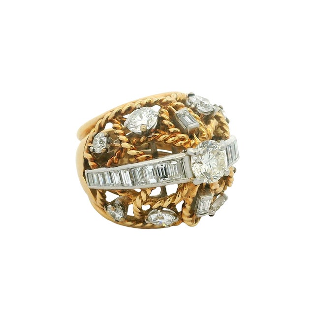 Vintage 1940 Retro Diamond Dome Ring in 18k Gold — 5.5 Carats Total Diamonds For Sale - Image 4 of 12