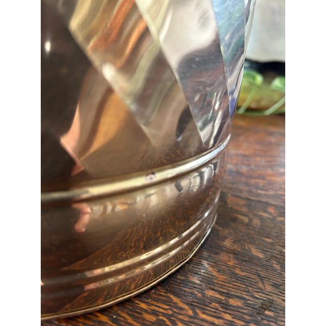 Late 20th Century Brass Planter With Banded and Swirl Design For Sale - Image 4 of 6