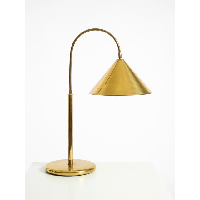 Large Mid-Century Modern Brass Table Lamp with Conical Shade, 1960s For Sale - Image 6 of 18