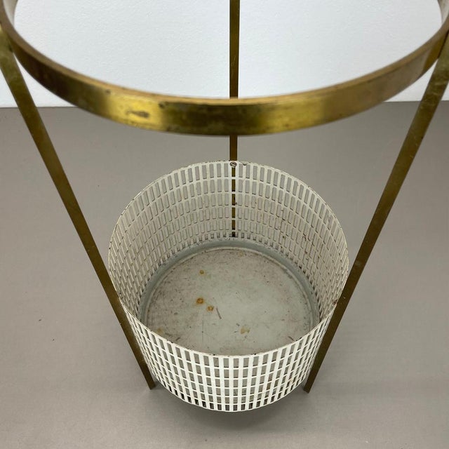 Mid-Century Hollywood Regency Brass Umbrella Stand in the style of Mathieu Matégot, France, 1950s For Sale - Image 17 of 18
