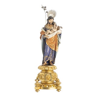 18th Century Saint Joseph with the Child Jesus Sculpture For Sale