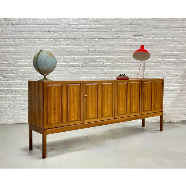 Karl Erik Ekselius 1960s Mid Century Modern Rosewood Credenza / Media Stand by Karl Erik Ekselius, Attributed For Sale - Image 4 of 16