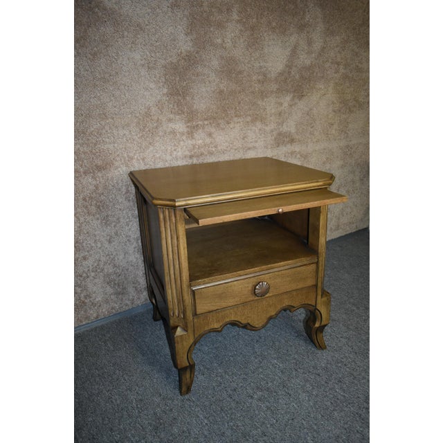 Mid-Century Modern John Stuart Wood Nightstand Accent End Table French Provincial Pull Out Drawer For Sale - Image 3 of 13