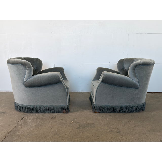1930s Danish Lounge Chairs in Grey-Blue Velvet in the style of Fritz Hansen, 1940s, Set of 2 For Sale - Image 5 of 12