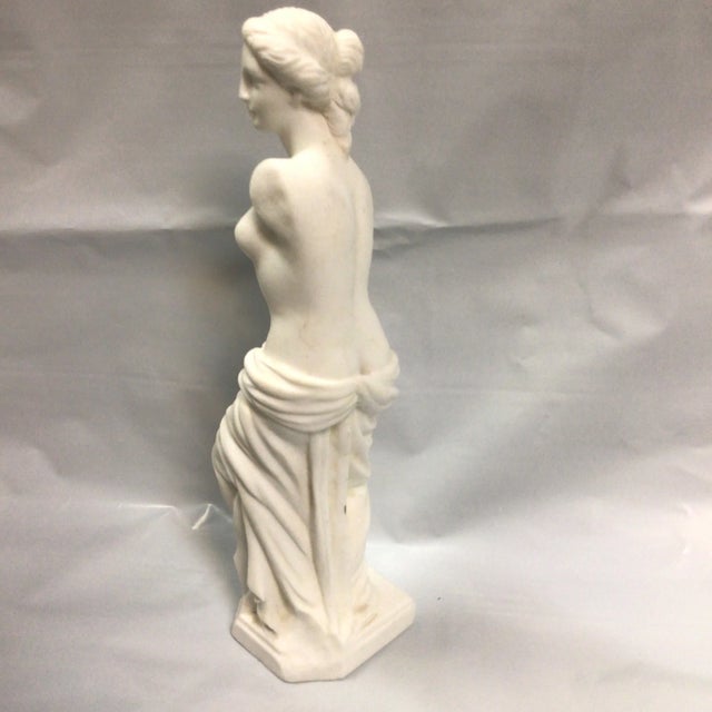 Vintage Venus De Milo Statue Made in Greece For Sale - Image 4 of 11