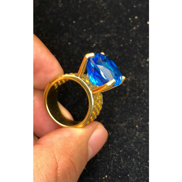 Bochic "Orient" Yellow Sapphire & Blue Topaz Ring Set In 18K Gold & Silver Natural Blue Topaz - 7.50 Carat Natural Round...