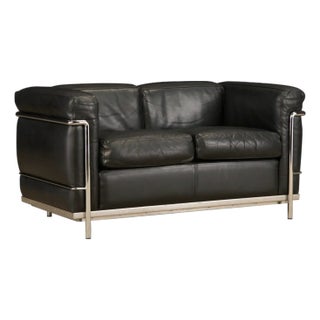 'Lc2' Black Leather Settee Sofa Loveseat by Le Corbusier for Cassina, Signed For Sale