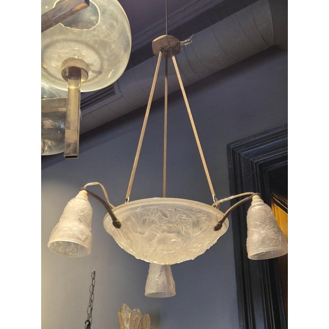 Art Nouveau Chandelier with Glass Shades and Decor of Poppies, France, 1920s For Sale - Image 6 of 8