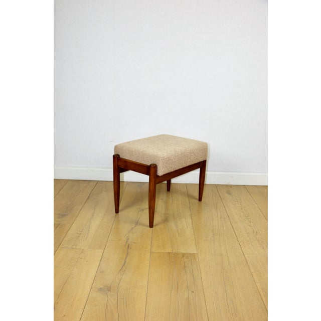 Beige Edmund Homa Stool in Boucle, 1970s For Sale - Image 8 of 9