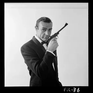 Sean Connery "From Russia With Love" 1963 (11x14 Photo)