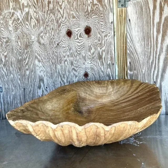 Camel Vintage Coastal Monumental Hand Carved Gigas Clam Shell For Sale - Image 8 of 12