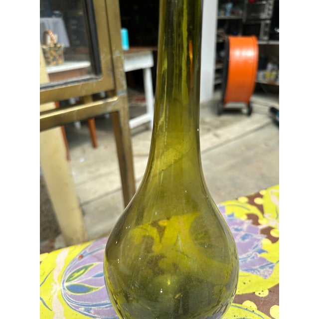 1970s Green Glass Skinny Neck Vase For Sale In Atlanta - Image 6 of 8