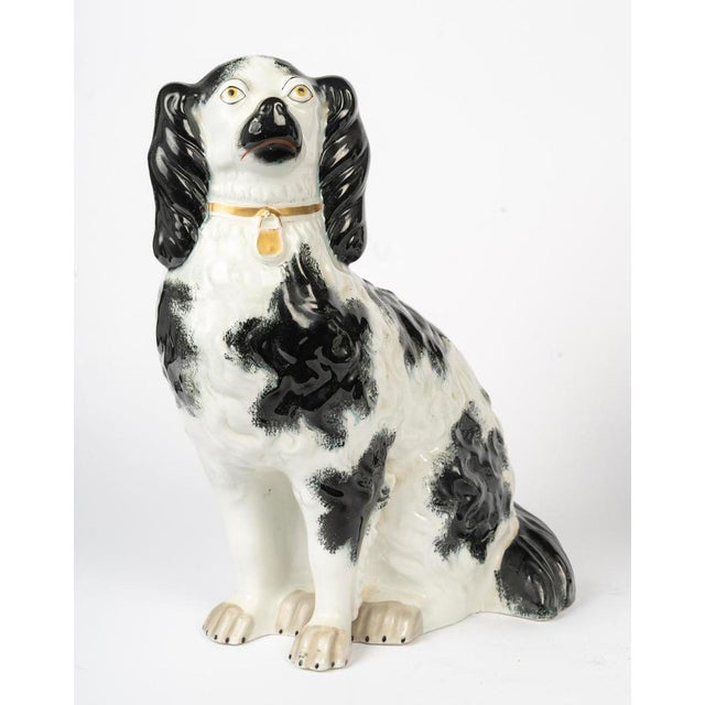 20th Century Porcelain Sculpture Depicting King Charles Spaniels, Set of 2 For Sale - Image 3 of 6