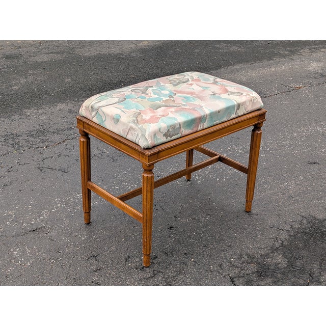 Mid 20th Century Vintage Georgian Style Mahogany Vanity Bench, Floral Upholstered Dressing Stool, Spindle Leg Accent Chair, Bedroom Seating, Antique Stool For Sale - Image 5 of 7