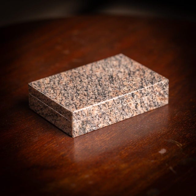 Vintage 20th Century Italian Juparana Colombo stone box. Mounted with a brass hinge and lined internally with polished...