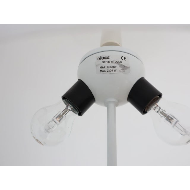 Vico Magistretti Large Atollo Table Lamp in White Glass by Vico Magistretti for Oluce, 1980s For Sale - Image 4 of 9