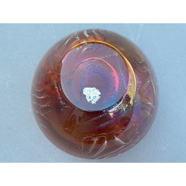 Glass 1980s Iridescent Sparkle Air Trap Bubble Vein Art Glass 6.5" Vase Signed '80 For Sale - Image 7 of 18
