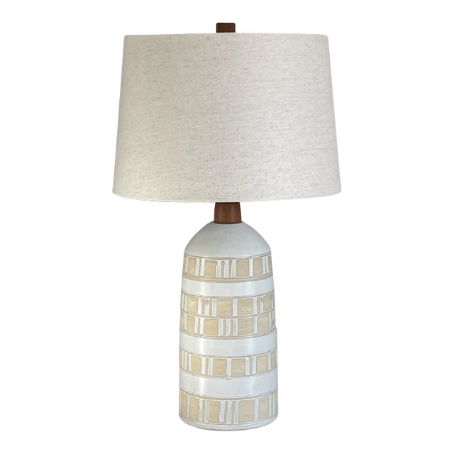 1970s Jane and Gordon Martz Large Ceramic and Walnut Table Lamp For Sale