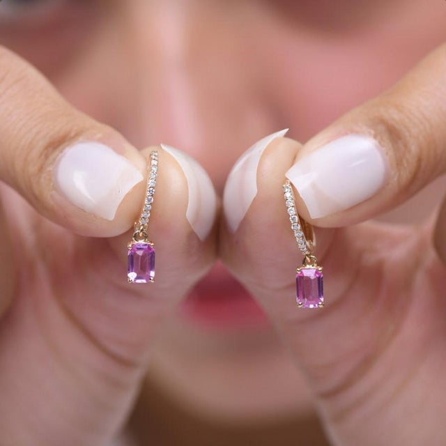 Contemporary 1.40 cts Natural pink sapphire & 0.14 cts diamond earrings in 14k gold For Sale - Image 3 of 18