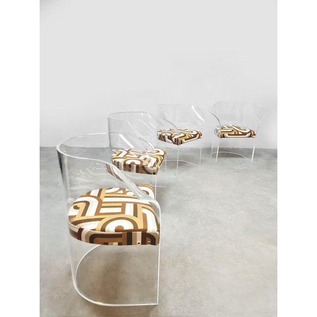 Vintage Acrylic Glass Dining Armchairs in the style of Vladimir Kagan, 1970s, Set of 5 For Sale - Image 9 of 9