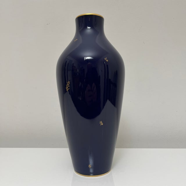 1960s Cobalt Blue Porcelain Vase from Nationale De Sevres, France, 1960 For Sale - Image 5 of 17