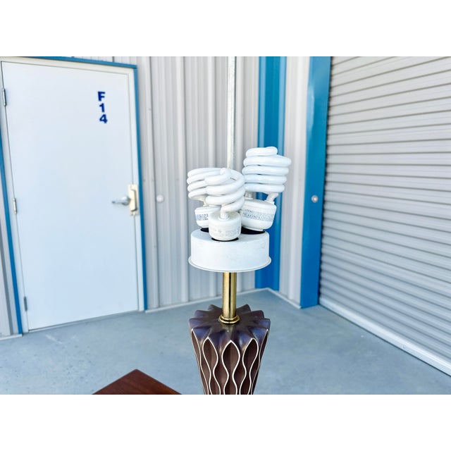 1950s Mid Century Honeycomb Lamp by Gerald Thurston for Lightolier For Sale - Image 5 of 11