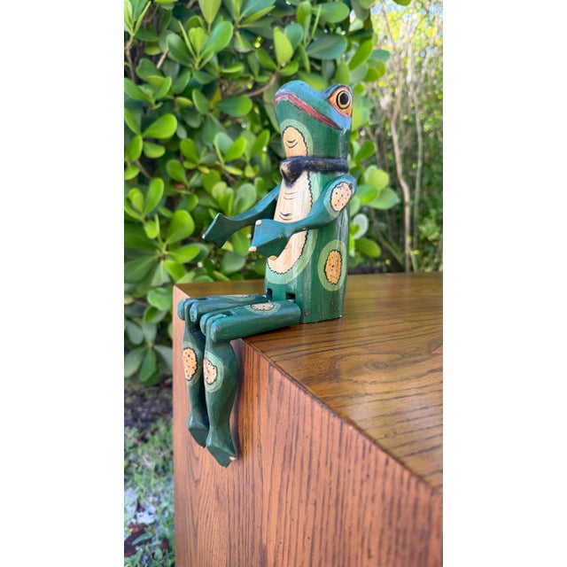 Late 20th Century Vintage Hand Carved Articulated Wooden Frog Shelf Sitter Figure For Sale - Image 5 of 12