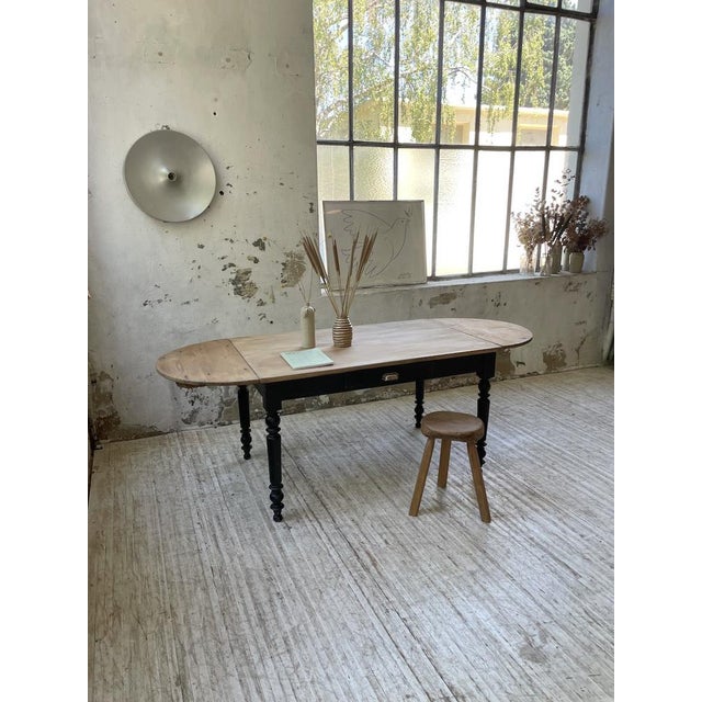 Oval Pine Farm Table with Extensions, 1950s For Sale - Image 3 of 18