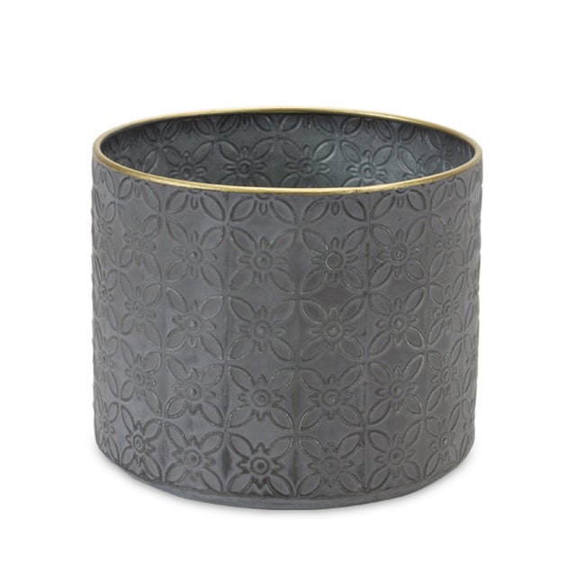 Kenneth Ludwig Chicago Ornate Geometric Metal Planter (Set of 4) For Sale - Image 4 of 7