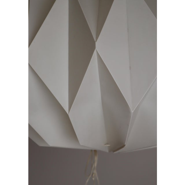 Plastic Futuristic White Ceiling Lamp in Plastic, 1970s For Sale - Image 7 of 18