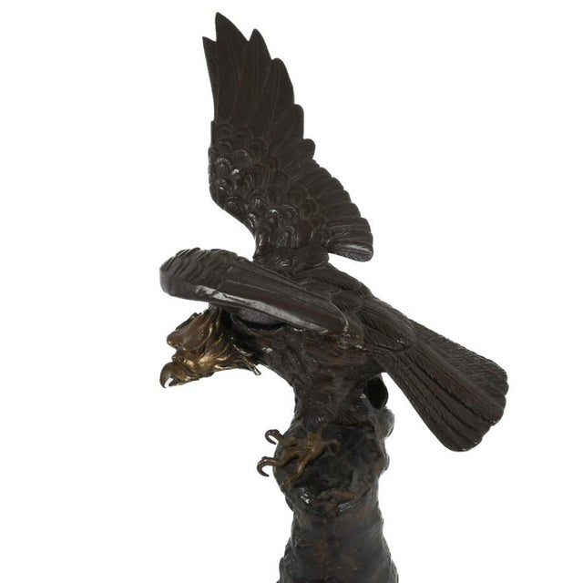 Oversized Bronze Eagle Sculptural Group on Tree Form – Monumental Wildlife Sculpture For Sale - Image 11 of 15