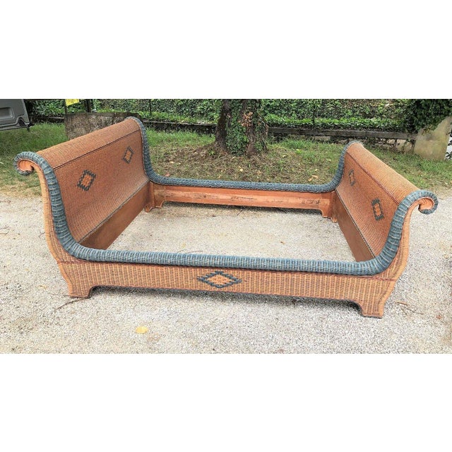 Mid-1950s Sleigh Day Bed / Queen in Natural Rattan Decorated With Blue and Brown For Sale In West Palm - Image 6 of 7