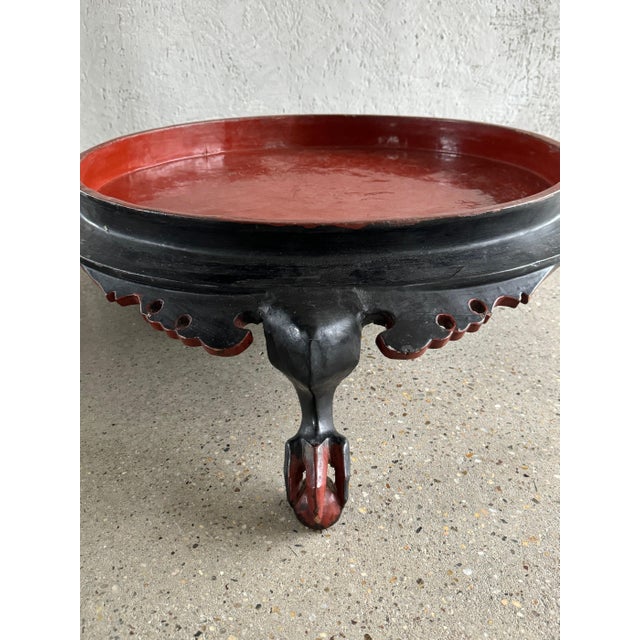 Traditional Early 19th Century Burmese Lacquered Offering Tray For Sale - Image 3 of 5