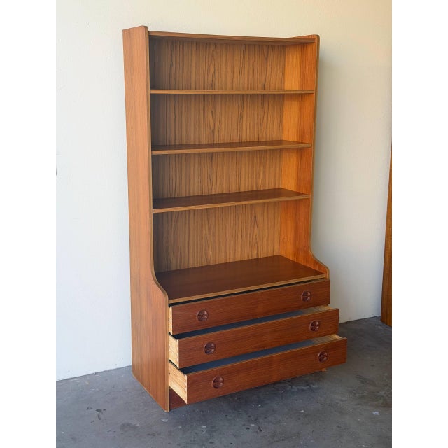 Vintage Danish Teak Bookcase With Drawers – Mid Century Modern Hutch Cabinet Wall Unit For Sale - Image 9 of 9