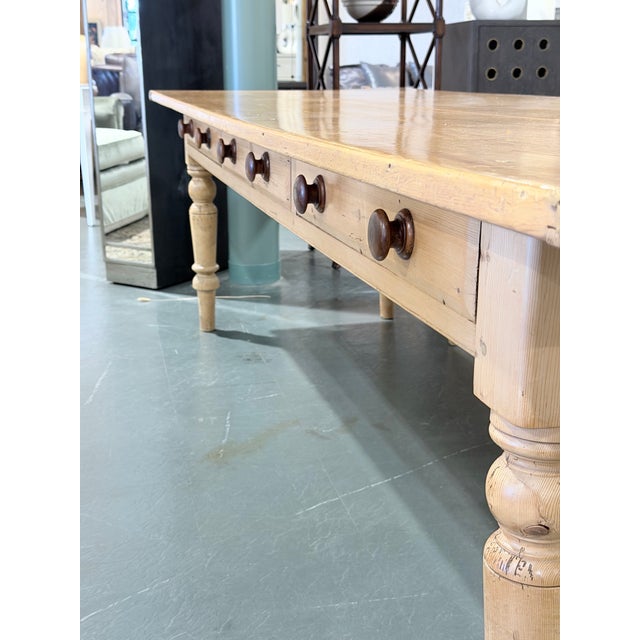 Early 20th Century Early 20th Century Antique English Pine Farmhouse Dining Table With Two Drawers For Sale - Image 5 of 9