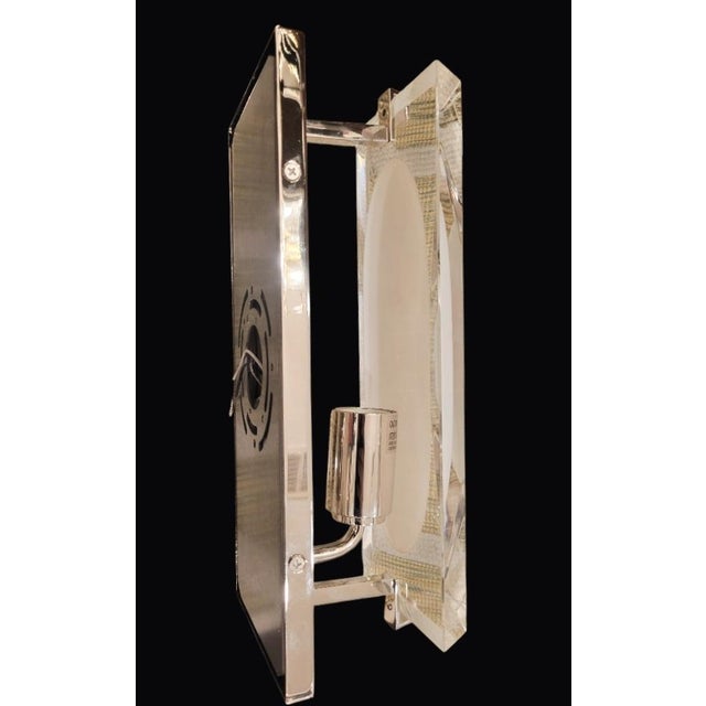 Visual Comfort for Kate Spade Castle Peak Frosted Glass 1 Light Bathroom Vanity Faceted Sconce Light Fixture For Sale In West Palm - Image 6 of 11