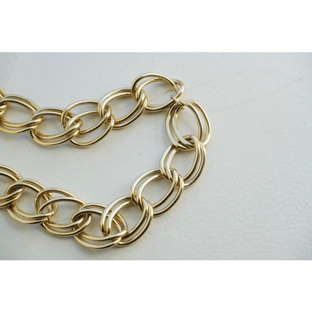 Vintage Y2k Modern Gold Link and Chain Necklace For Sale In New York - Image 6 of 8