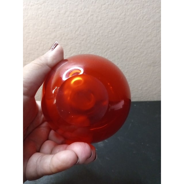 1980s 1980s Murano Made in Italy Red Art Glass Apple Paperweight For Sale - Image 5 of 9