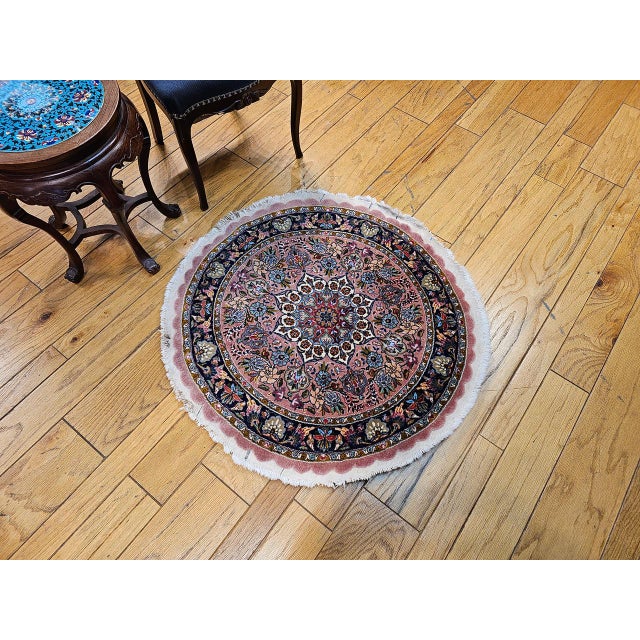 Vintage Tabriz Round Rug, Hand-Knotted Wool & Silk, Floral Pattern, 3' Round, Pale Pink & Navy For Sale In Chicago - Image 6 of 6