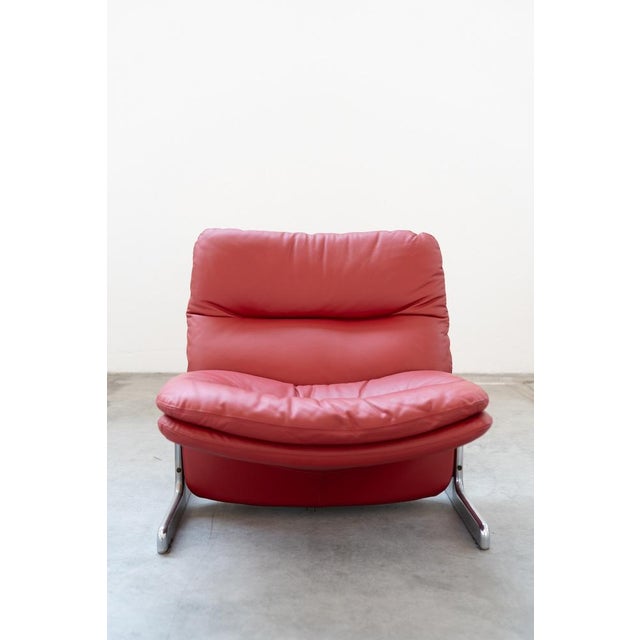 1980s Set of Lounge Chair and Footrest in Red Leather by Vitelli e Ammannati for Brunati, 1970s-1980s For Sale - Image 5 of 18