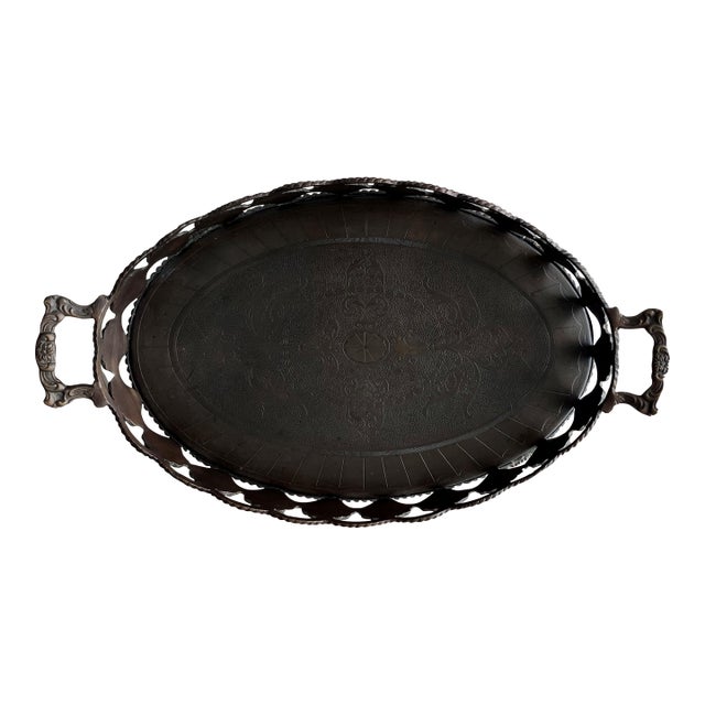 Late 20th-Century Regency-Inspired Iron & Steel Scallop Shell Centerpiece Gallery Oval Tray For Sale