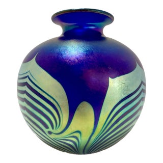 Mid 20th Century Correia Art Glass Signed Iridescent Pulled Feather Vase Cobalt Blue Purple For Sale