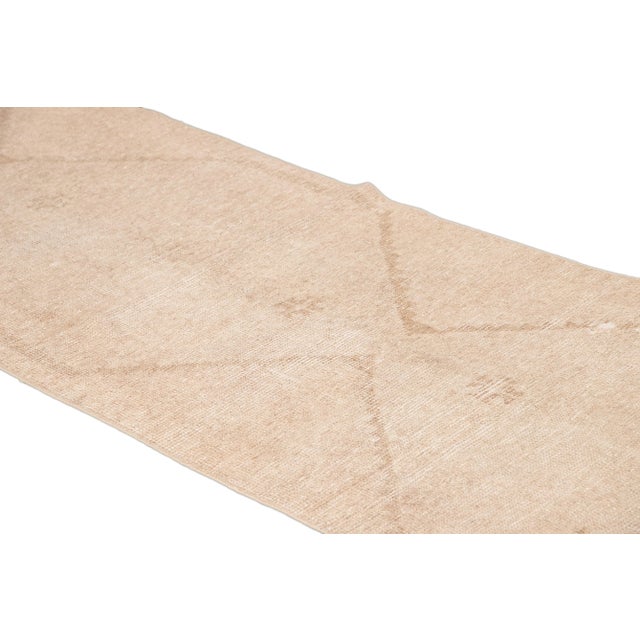 1960s 1960s Vintage Beige Turkish Handmade Tribal Wool Runner For Sale - Image 5 of 9