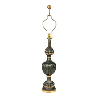 1960's Italian Gesso Painted Ribbed Urn Table Lamp For Sale