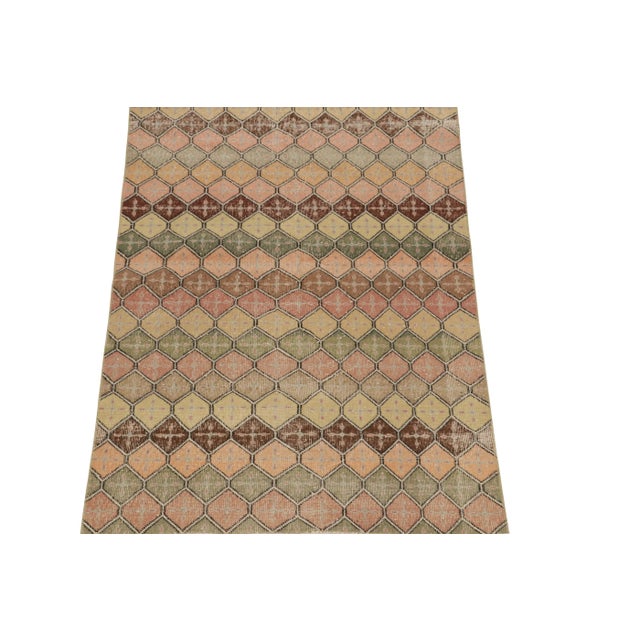Traditional 1960s Vintage Zeki Müren Rug in Polychromatic Geometric Pattern - By Rug & Kilim For Sale - Image 3 of 7
