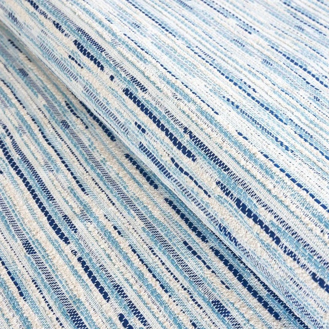 Schumacher Sample - Schumacher Tomori Indoor/Outdoor Fabric in Blue For Sale - Image 4 of 4