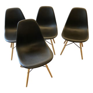 Set of 4 Herman Miller Eames DSW Molded Plastic Side Chairs - Black For Sale